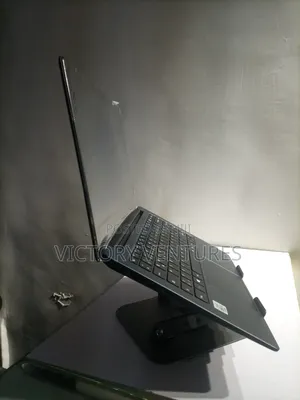 Laptop General Dynamics 4GB Intel Core i5 SSD 256GB