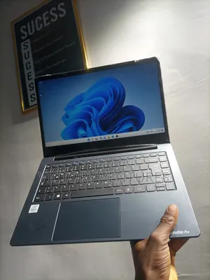 Laptop General Dynamics 4GB Intel Core i5 SSD 256GB