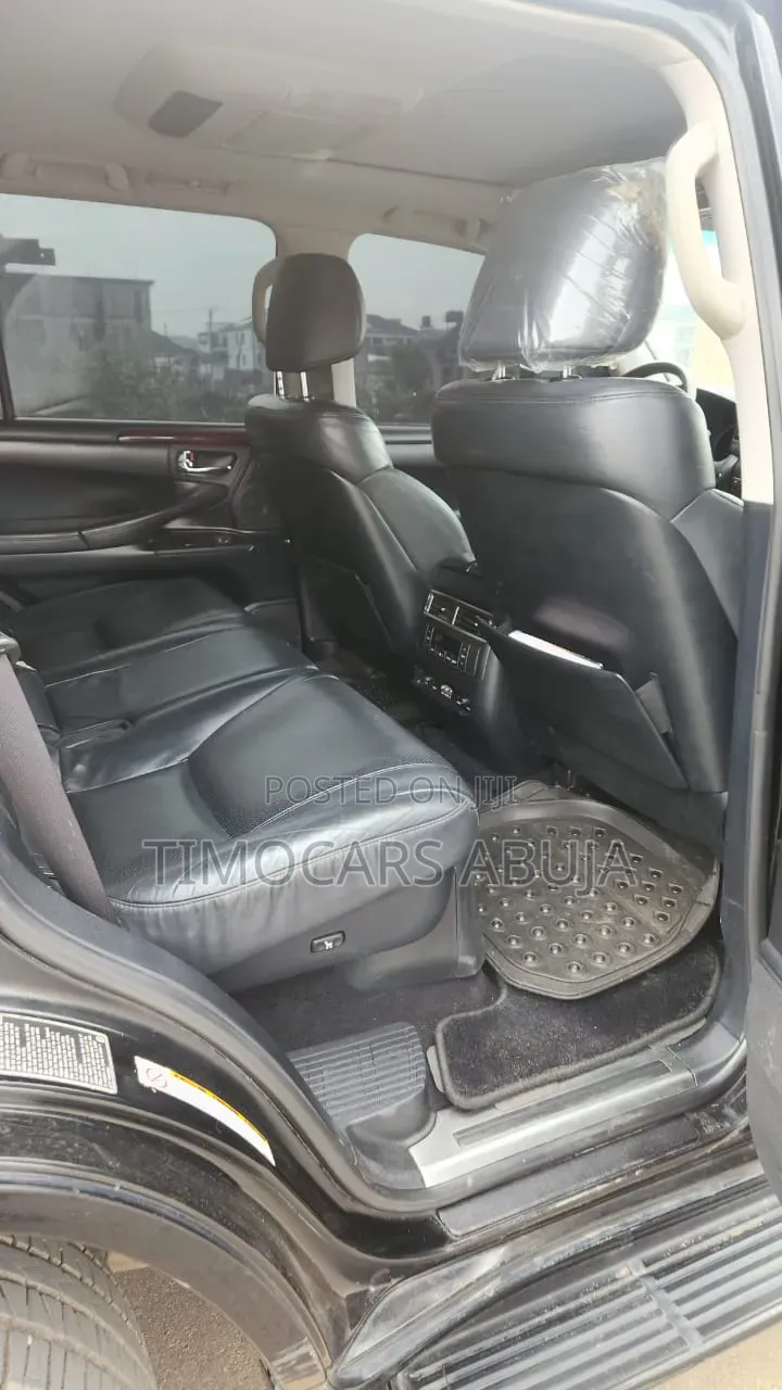Lexus LX 570 2012 Black