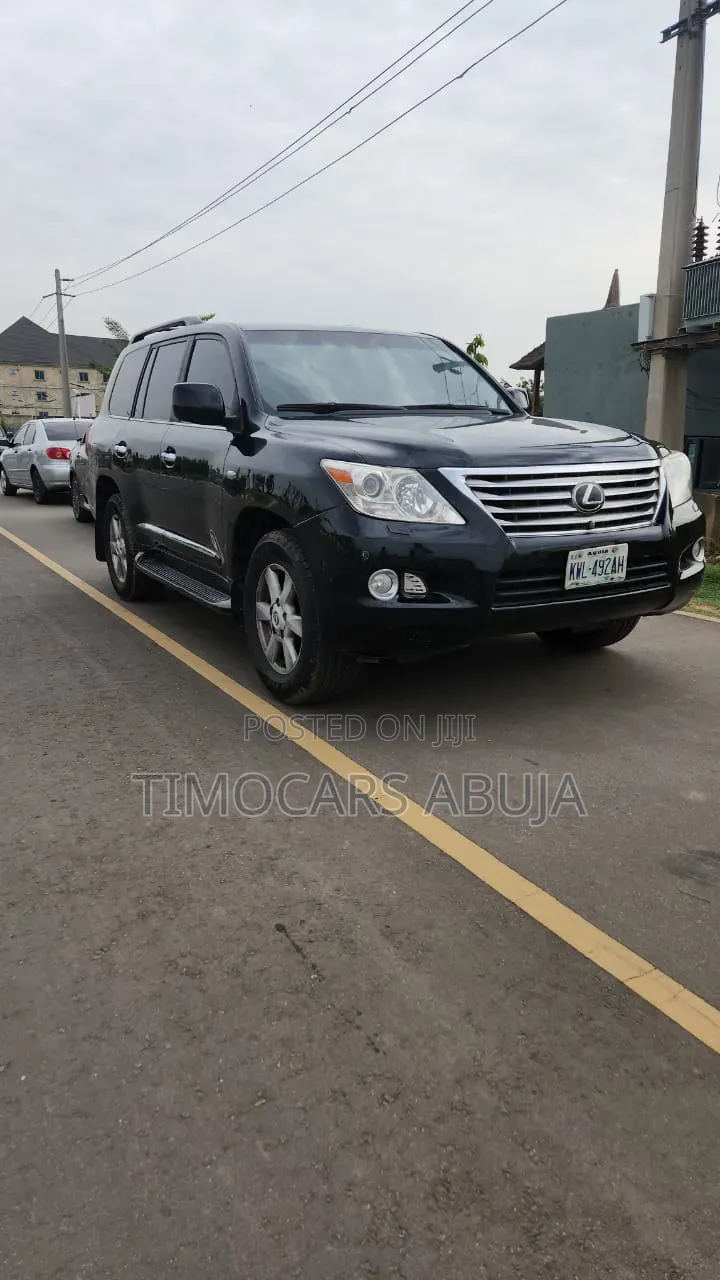 Lexus LX 570 2012 Black
