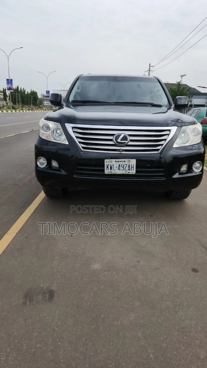 Lexus LX 570 2012 Black