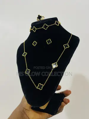 Van Clef and Arpels Complete Set