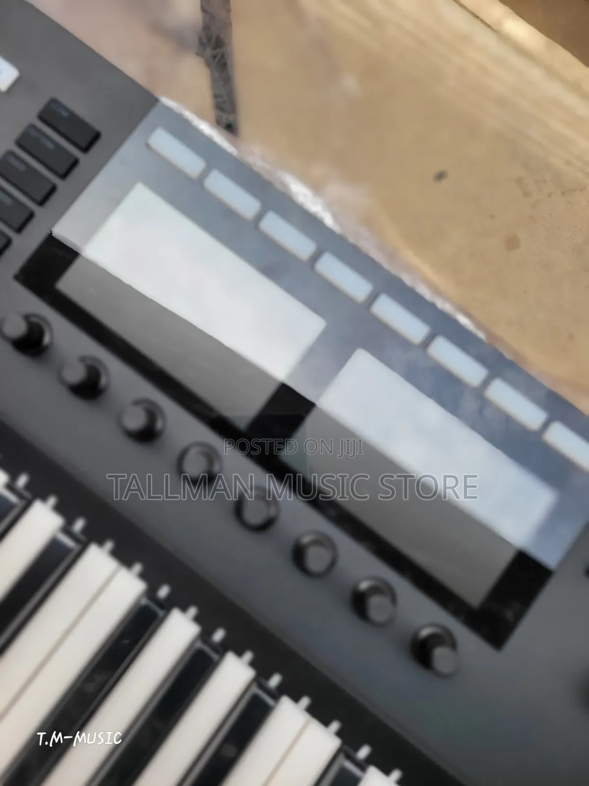 Komplete S61