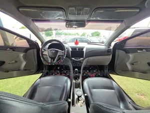 Hyundai Accent 2012 Black