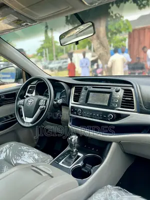 Toyota Highlander 2015 Gray