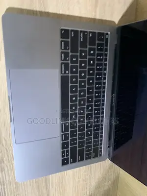 Laptop Apple MacBook Pro 2017 16GB Intel Core i5 SSD 256GB