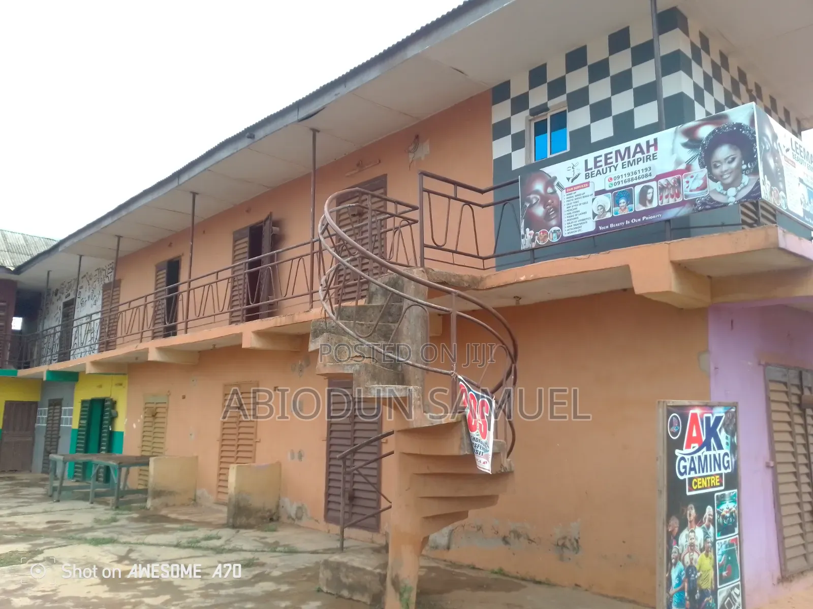 16 Shops Plaza for Sale