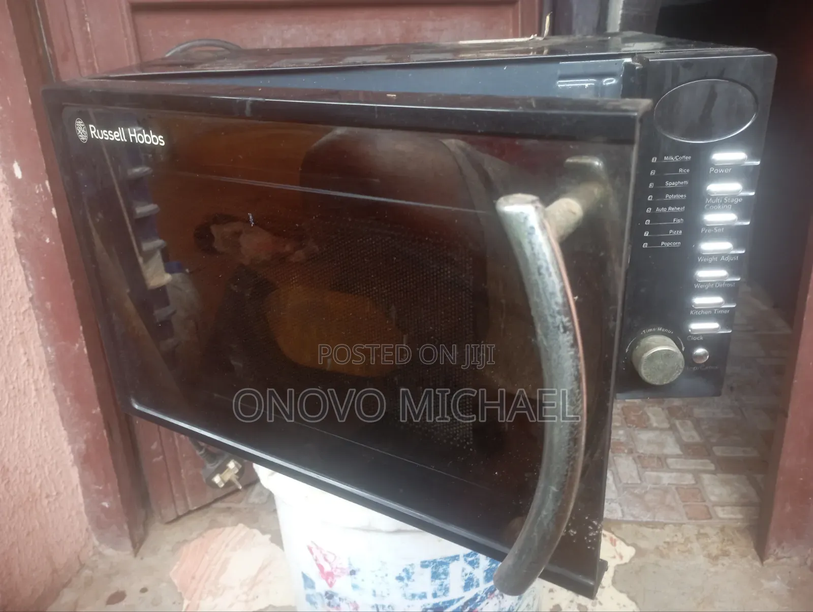 Microwave Oven