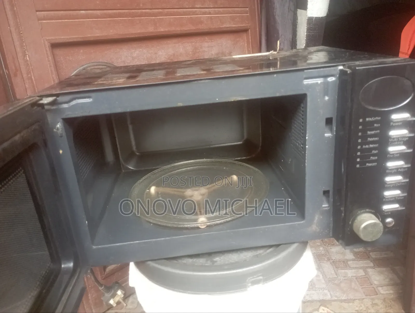 Microwave Oven