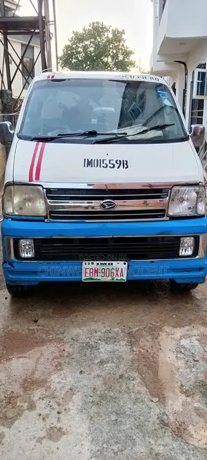 Daihatsu Hijet 2010