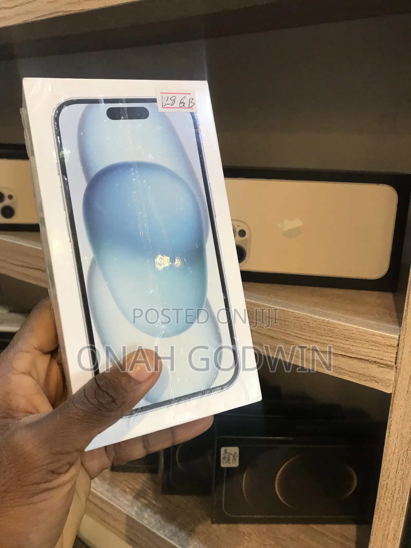 New Apple iPhone 15 128 GB Black