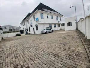 4bdrm Duplex in Asokoro for rent