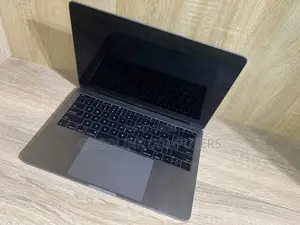 Laptop Apple MacBook Pro 2017 8GB Intel Core i5 SSD 256GB