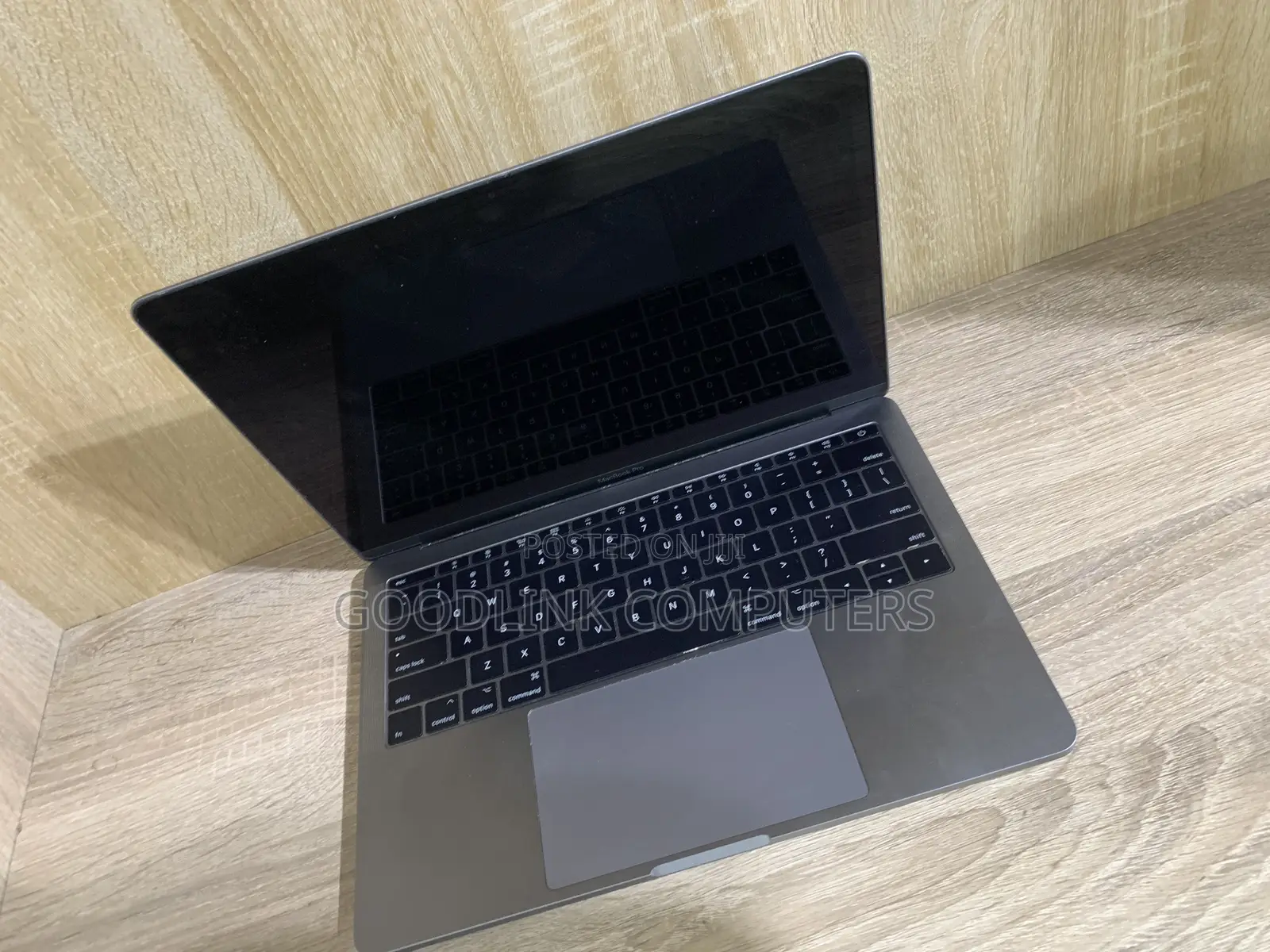 Laptop Apple MacBook Pro 2017 8GB Intel Core i5 SSD 256GB