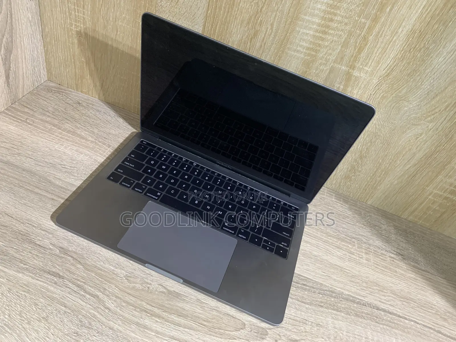 Laptop Apple MacBook Pro 2017 8GB Intel Core i5 SSD 256GB