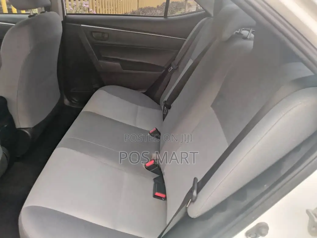 Toyota Corolla 2015 White