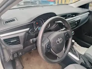 Toyota Corolla 2015 White