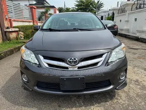 Toyota Corolla 2013 Gray