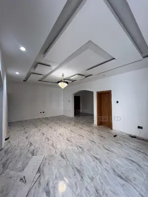 3bdrm Block of Flats in Durumi for rent