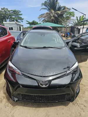 Toyota Corolla 2015 Black