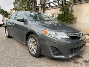 Toyota Camry LE 4dr Sedan (2.5L 4cyl 6A) 2012 Green