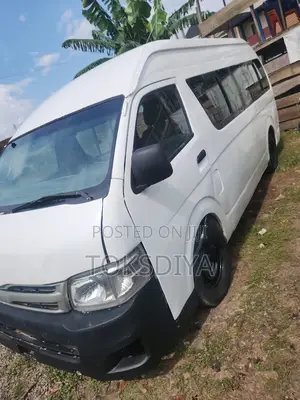 IVM 6800 2010 White