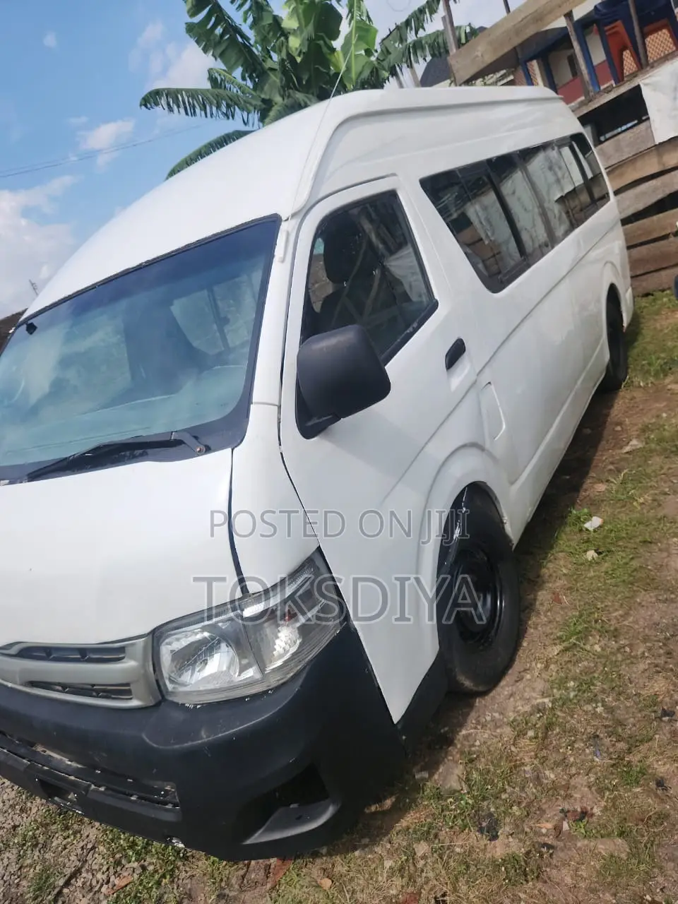 IVM 6800 2010 White