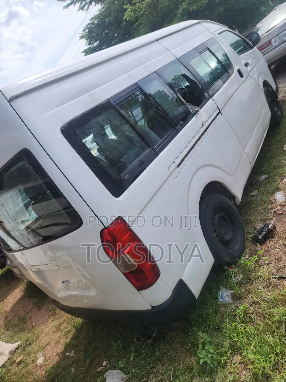 IVM 6800 2010 White
