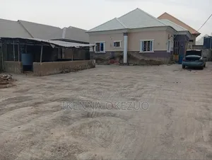 2bdrm Bungalow in Maraba Loko, Karshi for sale