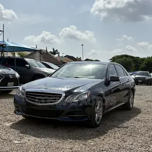 Mercedes-Benz E350 2014 Blue