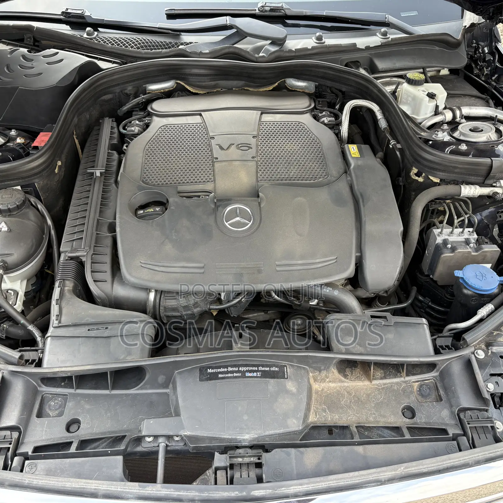 Mercedes-Benz E350 2014 Blue