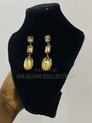 Elegant Gold Gemstone Dangle Earrings