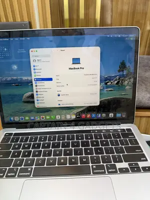 Laptop Apple MacBook Pro 2020 M1 16GB Apple M1 Pro SSD 512GB