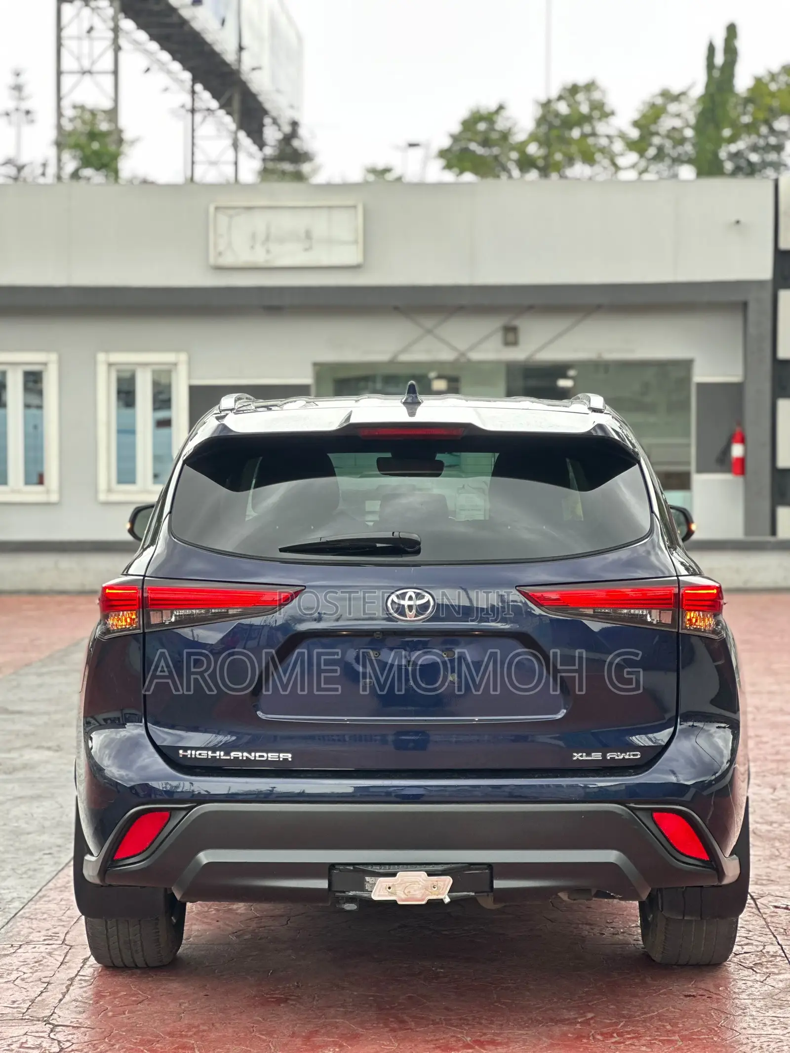 Toyota Highlander 2021 Blue