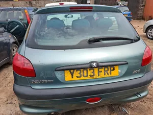 Peugeot 206 CC Automatic 2003 Green