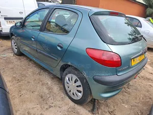 Peugeot 206 CC Automatic 2003 Green