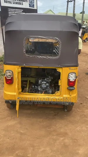Tricycle 2022 Yellow