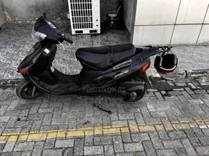 Suzuki 2012 Black