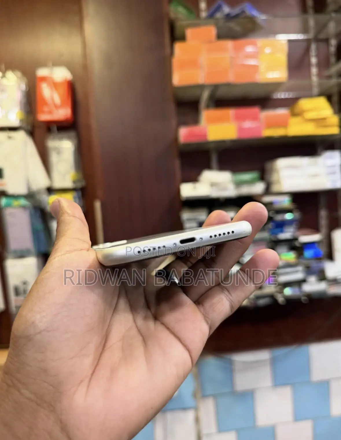 Apple iPhone 11 64 GB Silver