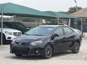 Toyota Corolla S 4dr Sedan (1.8L 4cyl CVT) 2016 Black
