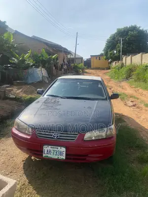 Toyota Camry SE 4dr Sedan (2.4L 4cyl 4A) 2002 Black