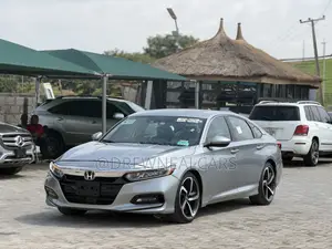 Honda Accord Sport (2.0L 4cyl Turbo 10A) 2019 Silver