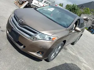 Toyota Venza Limited 2009 Gold