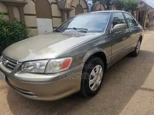Toyota Camry Automatic 1999 Gray