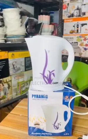 Pyramid Electric Plastic Jug 5yrs Waranty