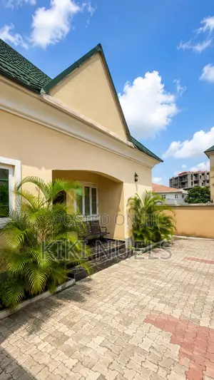 3bdrm Bungalow in Apo District for sale