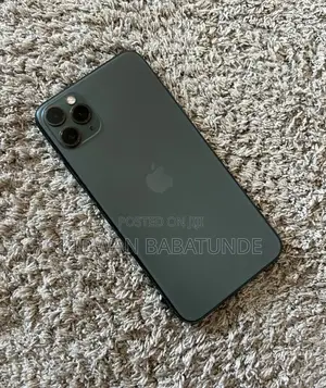 Apple iPhone 11 Pro Max 64 GB Green