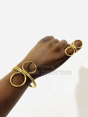 Infinity Loop Bracelet Ring Set
