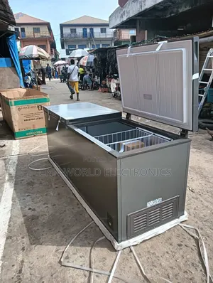 New Hisense 702l Biggest Size Double Door Freezer for Business 1year