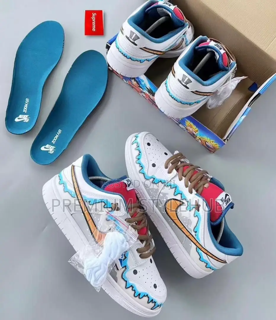 Nike Feel Smart Sneakers